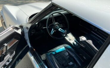 Chevrolet-Corvette-1973-Coupe-10