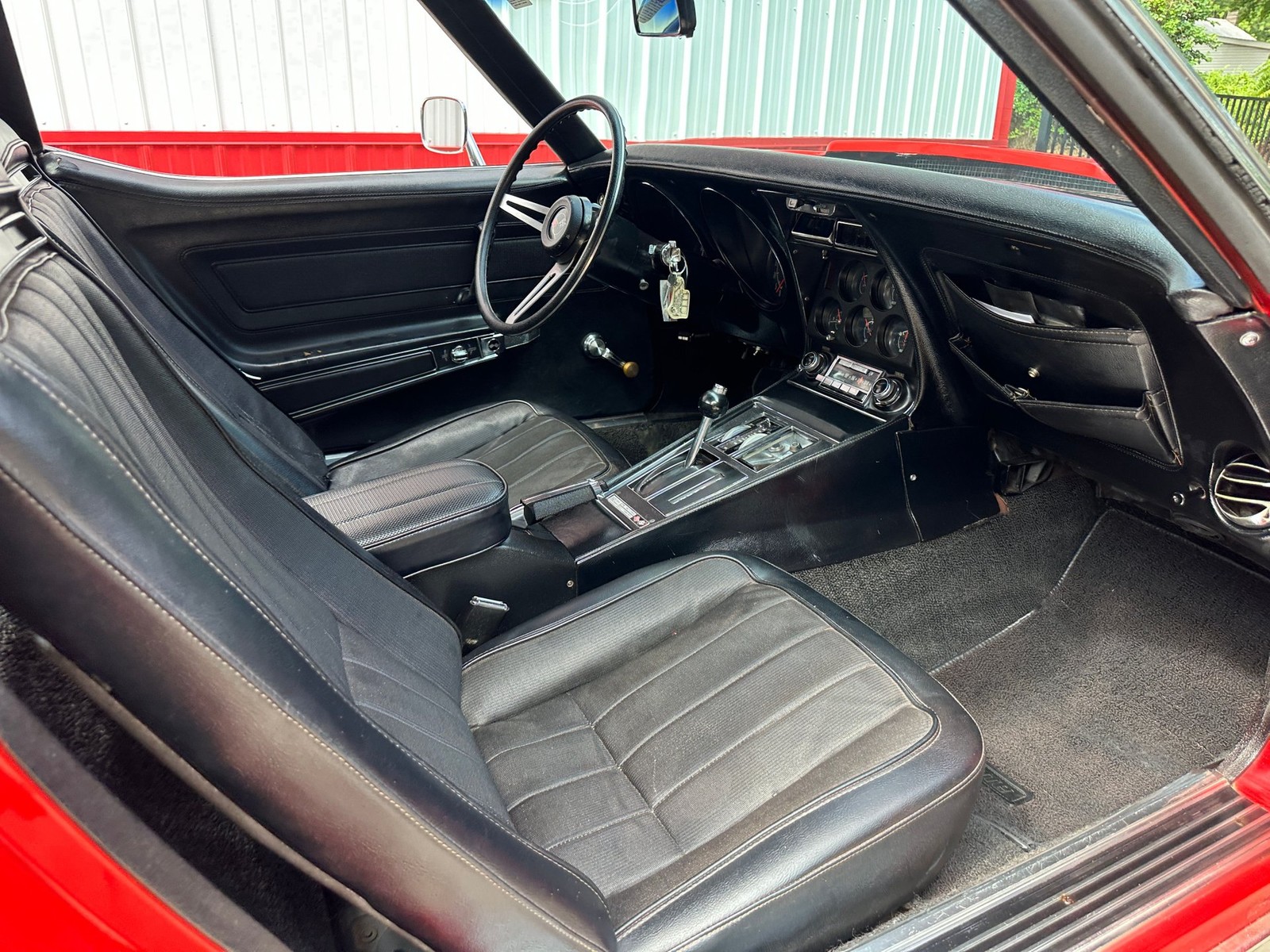 Chevrolet-Corvette-1973-Coupe-15