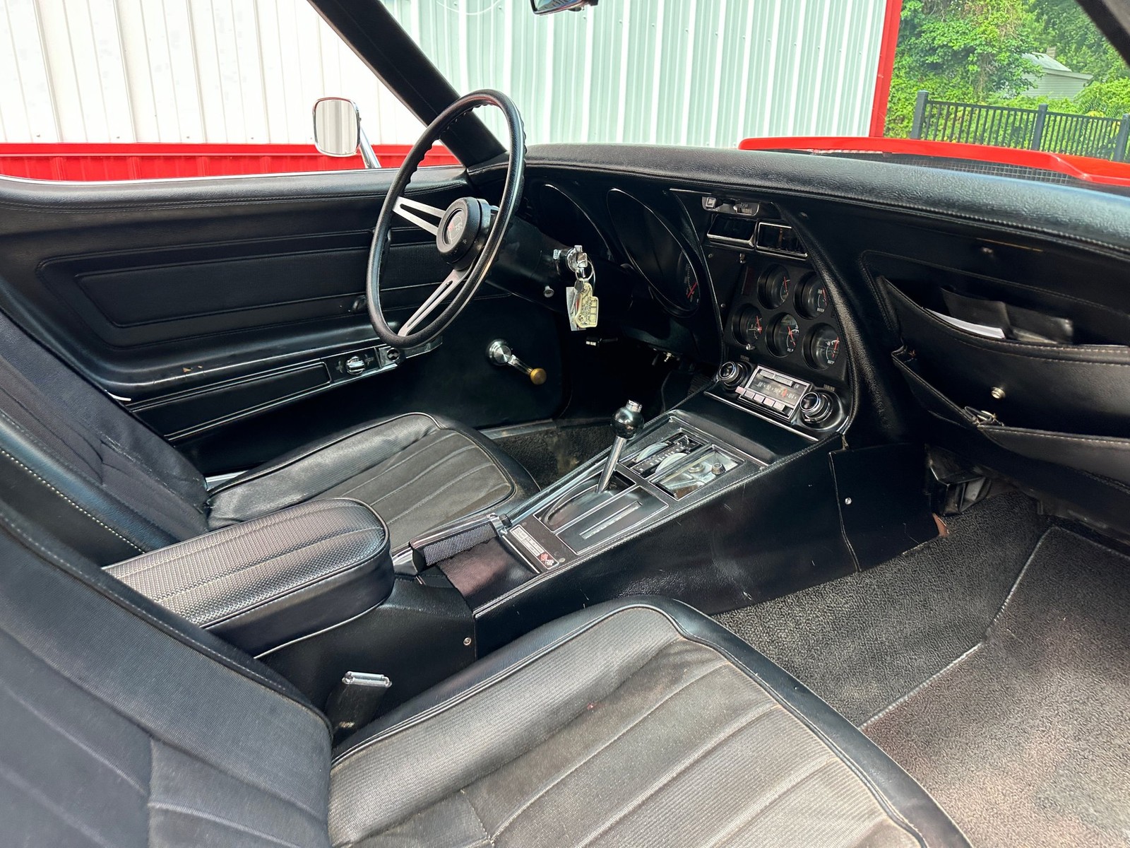 Chevrolet-Corvette-1973-Coupe-16
