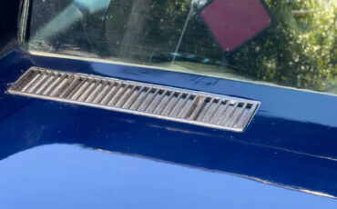 Chevrolet-Corvette-1973-Coupe-17