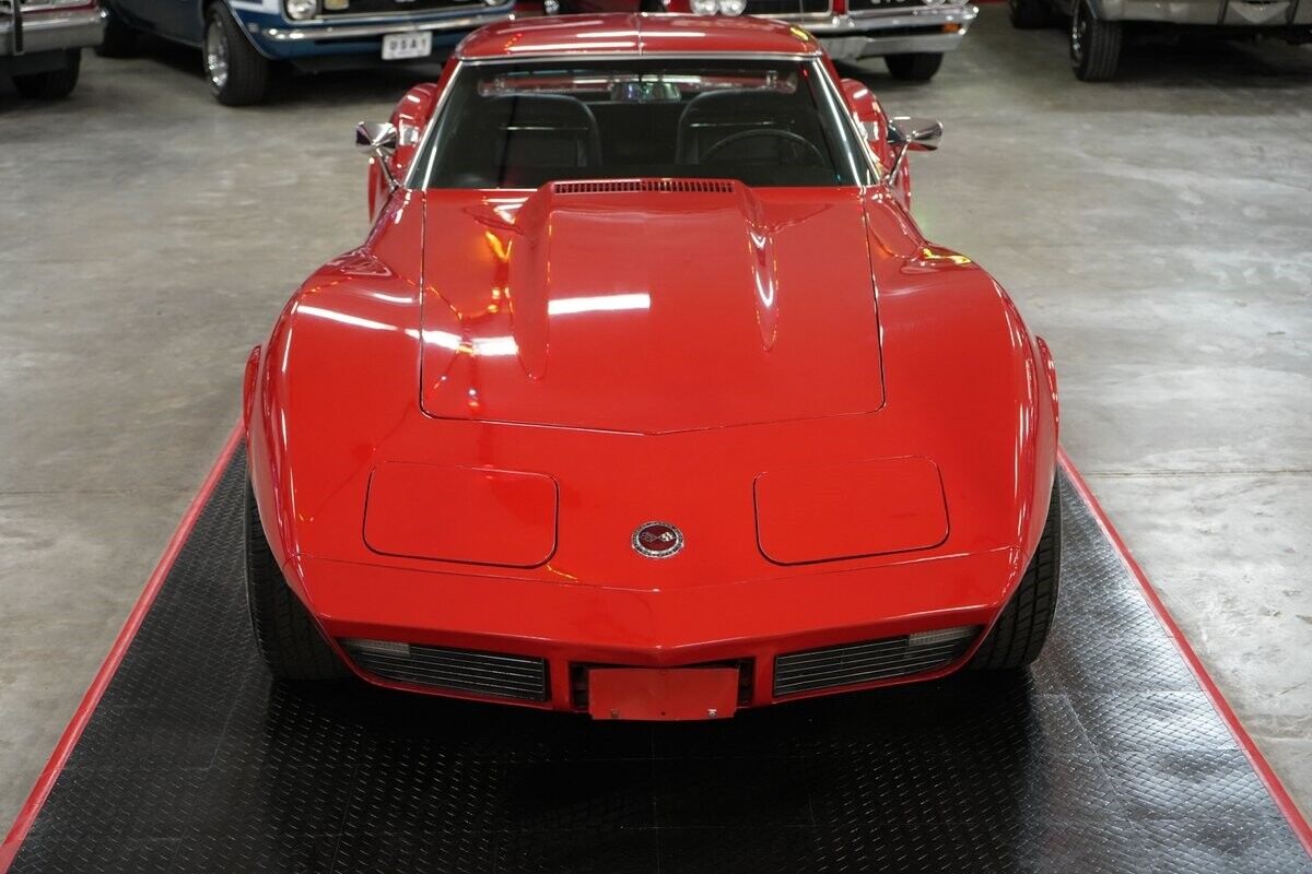 Chevrolet-Corvette-1973-Coupe-17
