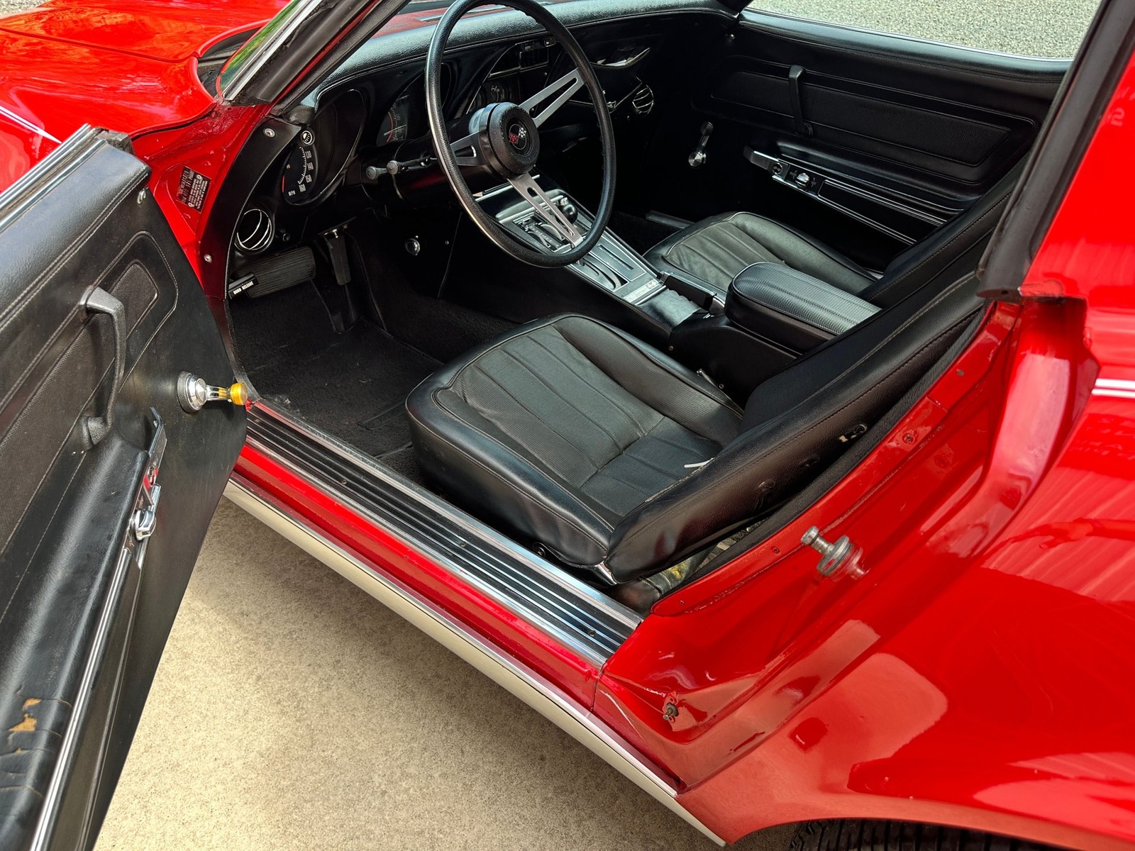 Chevrolet-Corvette-1973-Coupe-19