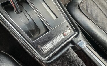Chevrolet-Corvette-1973-Coupe-21