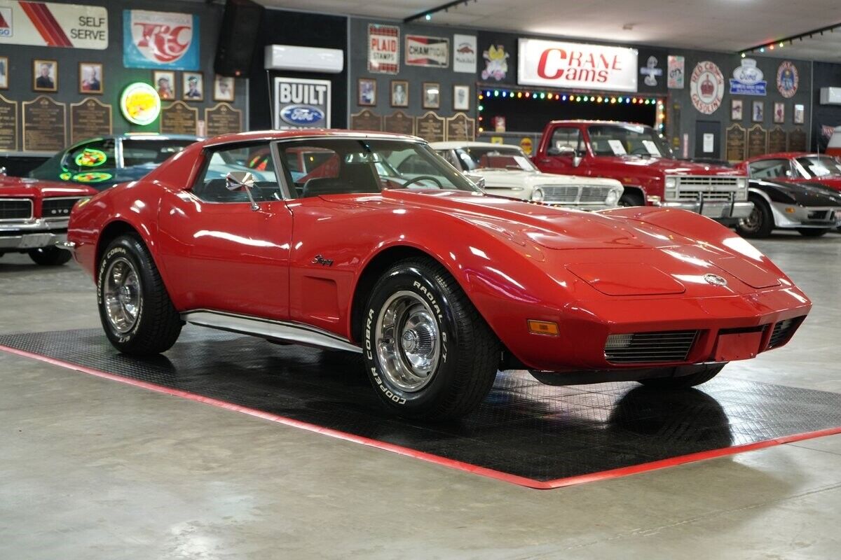 Chevrolet-Corvette-1973-Coupe-24