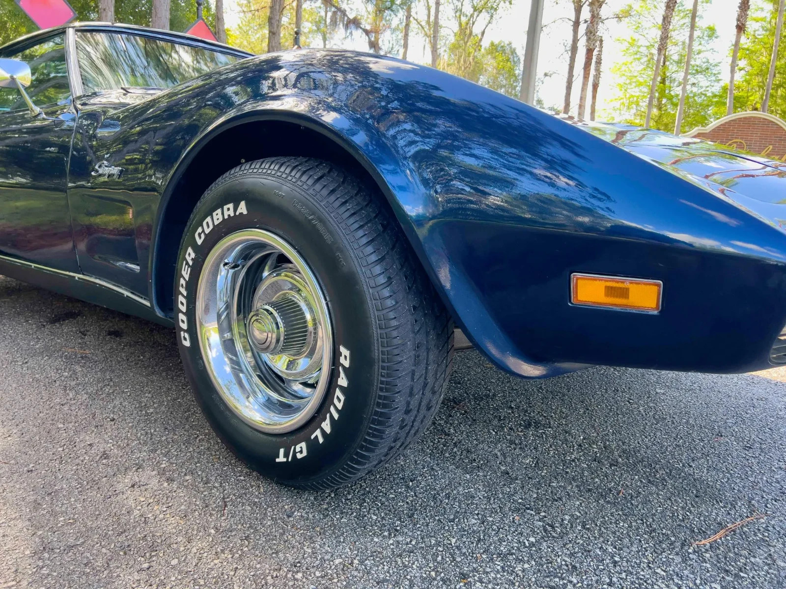 Chevrolet-Corvette-1973-Coupe-26
