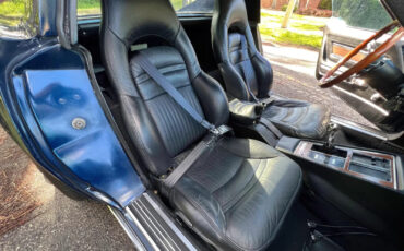 Chevrolet-Corvette-1973-Coupe-31