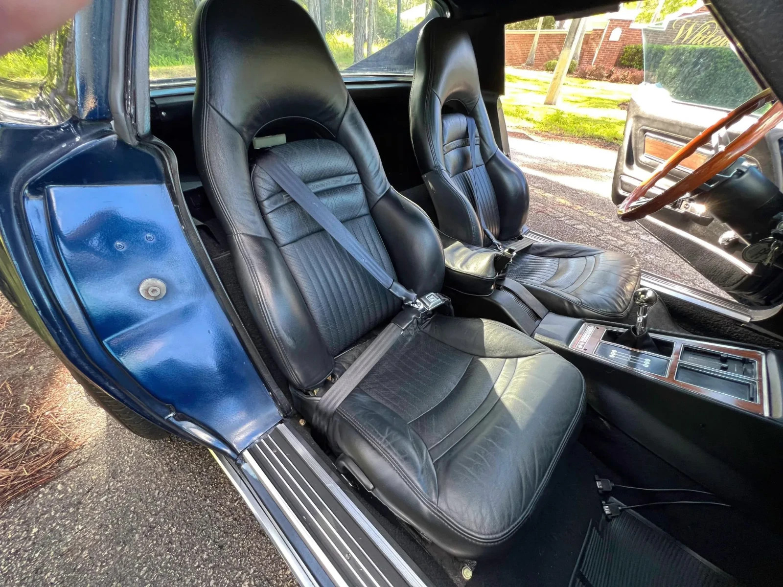 Chevrolet-Corvette-1973-Coupe-31