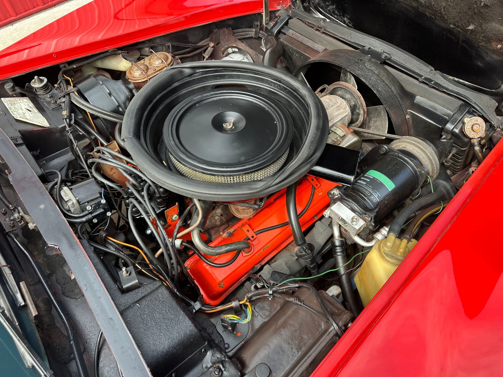 Chevrolet-Corvette-1973-Coupe-32