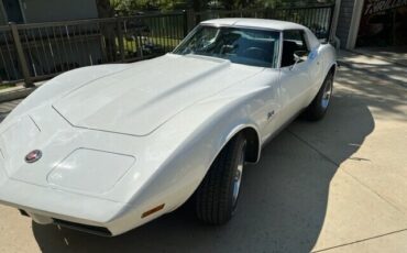 Chevrolet-Corvette-1973-Coupe-4