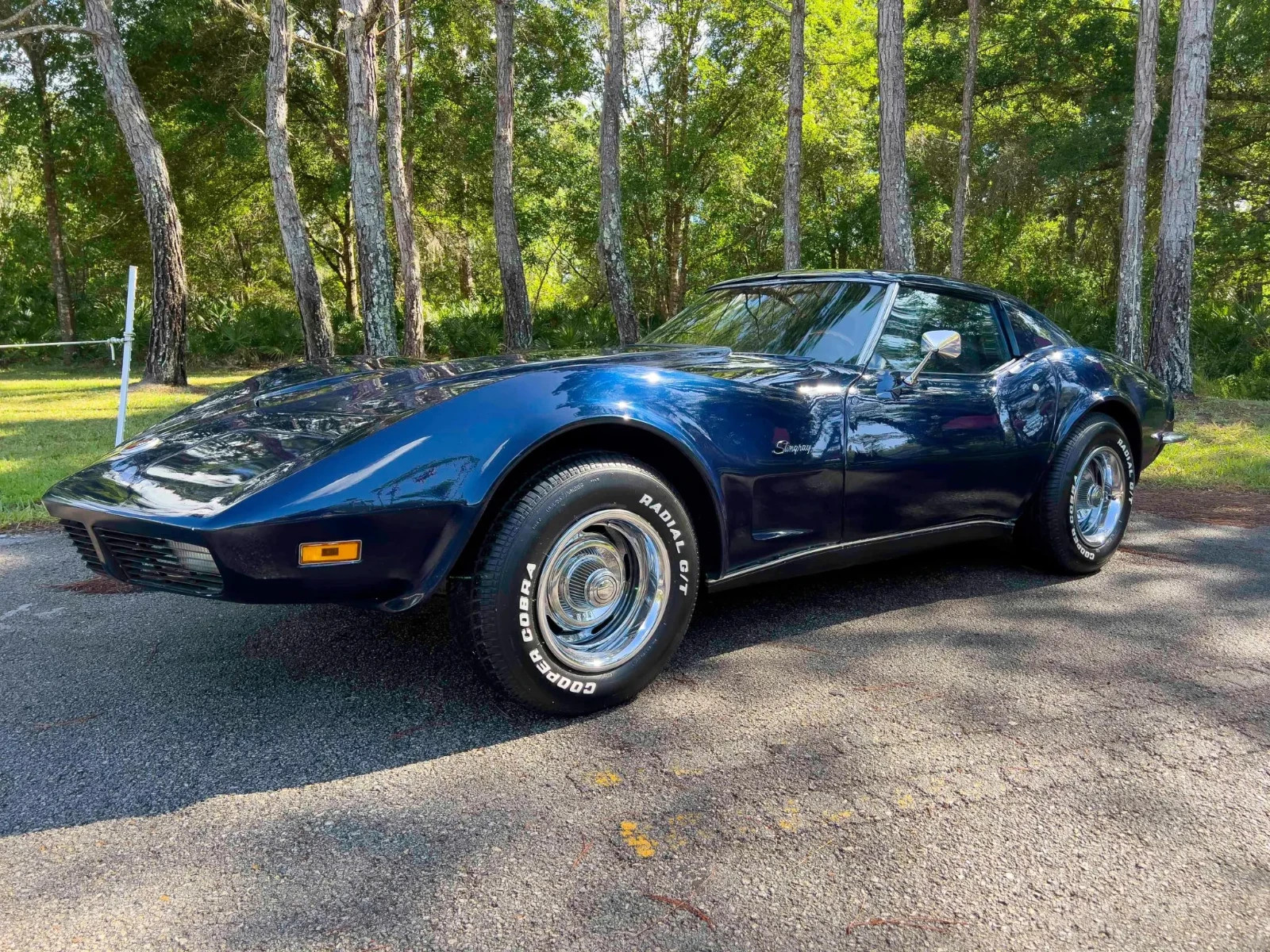 Chevrolet-Corvette-1973-Coupe-4