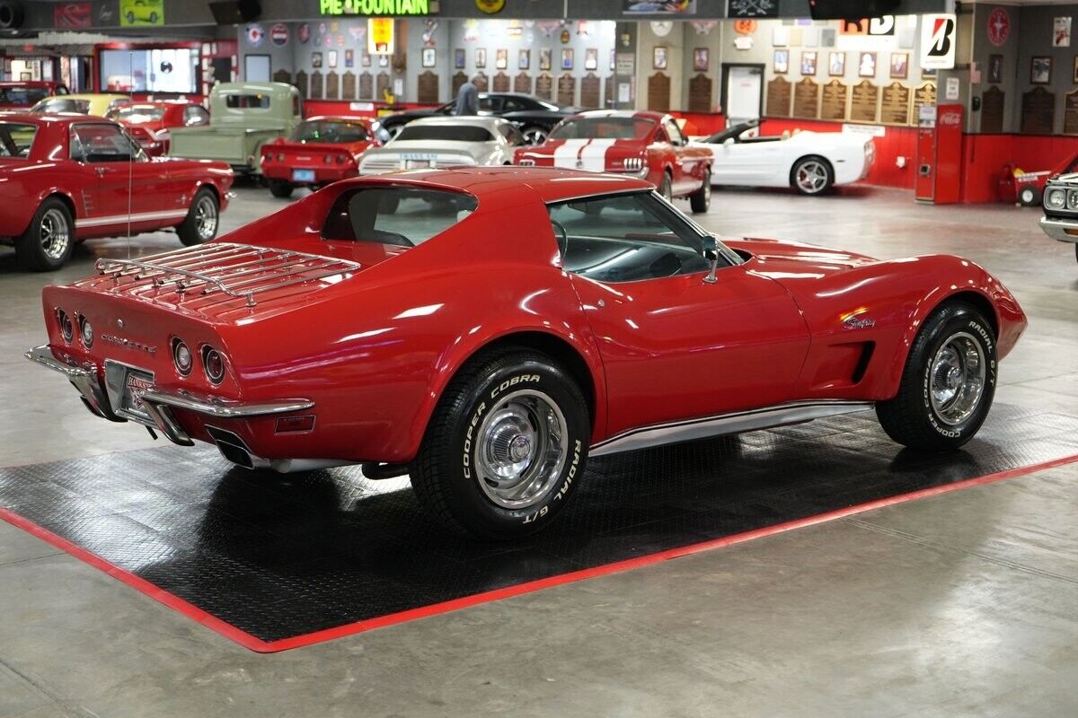 Chevrolet-Corvette-1973-Coupe-5
