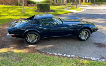 Chevrolet-Corvette-1973-Coupe-9