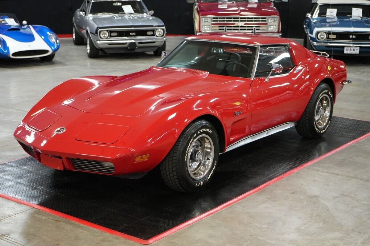 Chevrolet-Corvette-1973-Coupe-9