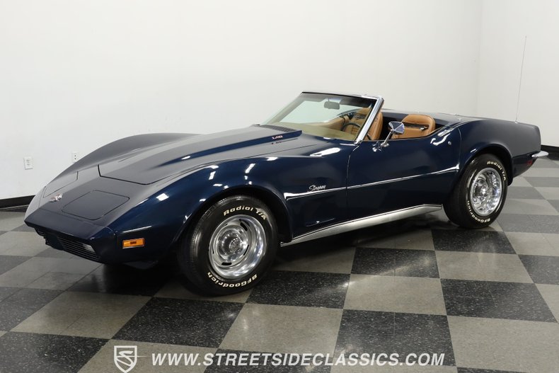 Chevrolet-Corvette-1973-Dark-Blue-Metallic-Saddle-Leather-10