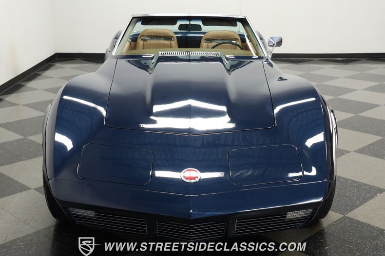 Chevrolet-Corvette-1973-Dark-Blue-Metallic-Saddle-Leather-16