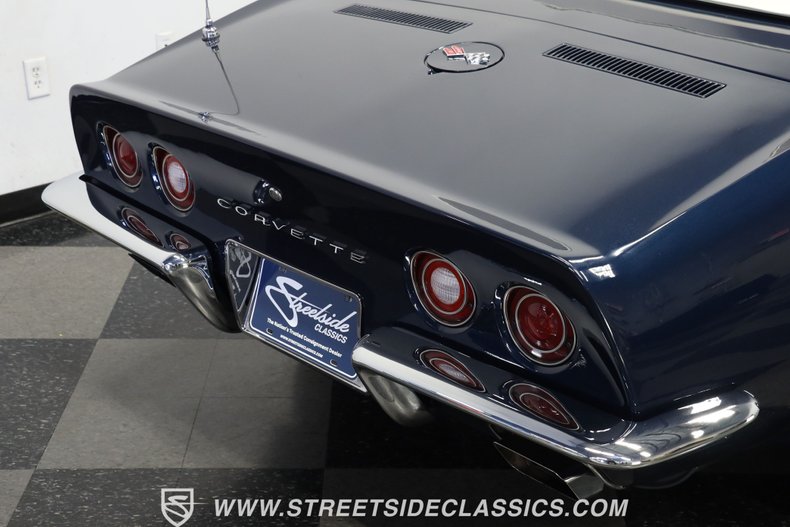 Chevrolet-Corvette-1973-Dark-Blue-Metallic-Saddle-Leather-25