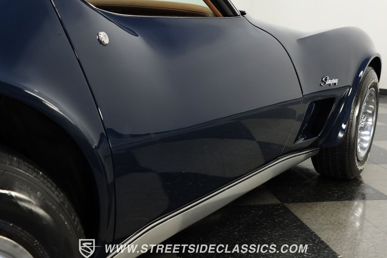 Chevrolet-Corvette-1973-Dark-Blue-Metallic-Saddle-Leather-27