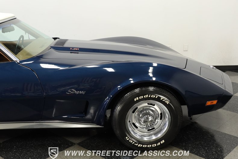 Chevrolet-Corvette-1973-Dark-Blue-Metallic-Saddle-Leather-29