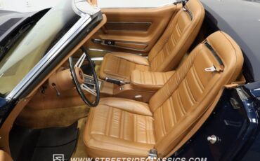Chevrolet-Corvette-1973-Dark-Blue-Metallic-Saddle-Leather-35