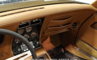 Chevrolet-Corvette-1973-Dark-Blue-Metallic-Saddle-Leather-41