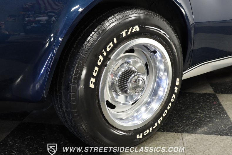 Chevrolet-Corvette-1973-Dark-Blue-Metallic-Saddle-Leather-48