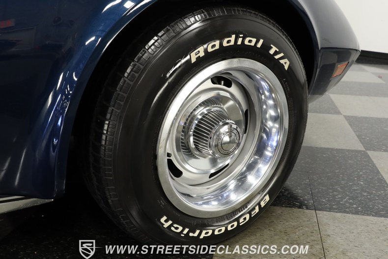Chevrolet-Corvette-1973-Dark-Blue-Metallic-Saddle-Leather-49
