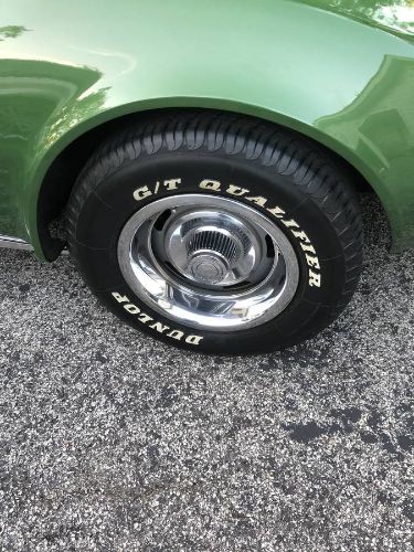 Chevrolet-Corvette-1973-Elkhart-Green-Black-Leather-2