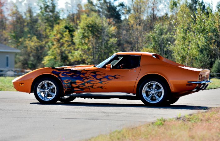 Chevrolet-Corvette-1973-Orange-Flame-10