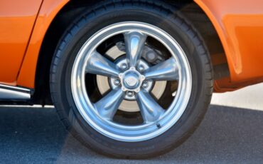 Chevrolet-Corvette-1973-Orange-Flame-25