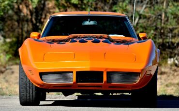 Chevrolet-Corvette-1973-Orange-Flame-3