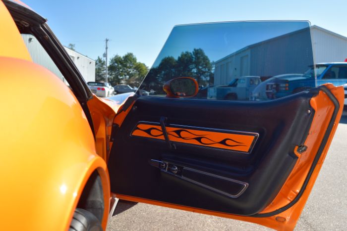 Chevrolet-Corvette-1973-Orange-Flame-31