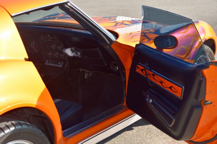 Chevrolet-Corvette-1973-Orange-Flame-32