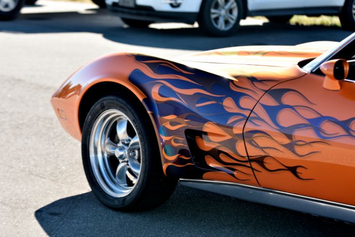 Chevrolet-Corvette-1973-Orange-Flame-8