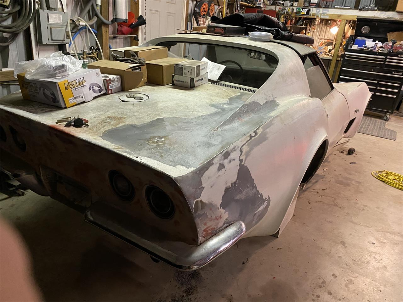 Chevrolet-Corvette-1973-White-Red-6