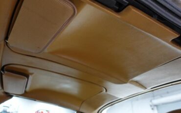 Chevrolet-Corvette-1974-15