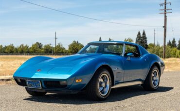 Chevrolet-Corvette-1974-Coupe-1