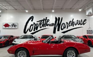 Chevrolet-Corvette-1975-Convertible-1