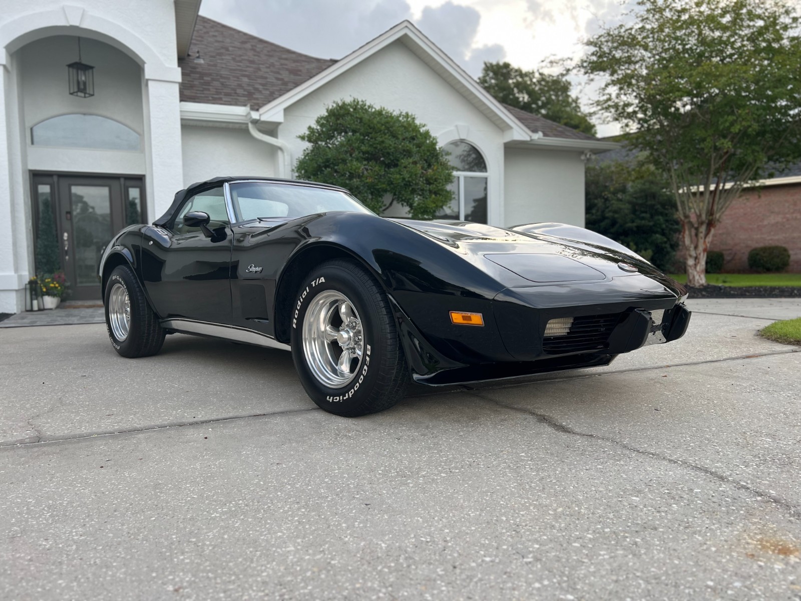 Chevrolet-Corvette-1975-Convertible-12