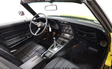 Chevrolet-Corvette-1975-Convertible-13