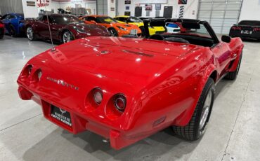 Chevrolet-Corvette-1975-Convertible-5