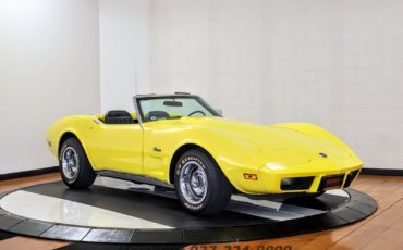 Chevrolet-Corvette-1975-Convertible-6