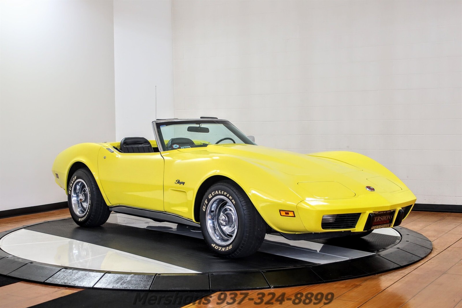 Chevrolet-Corvette-1975-Convertible-6
