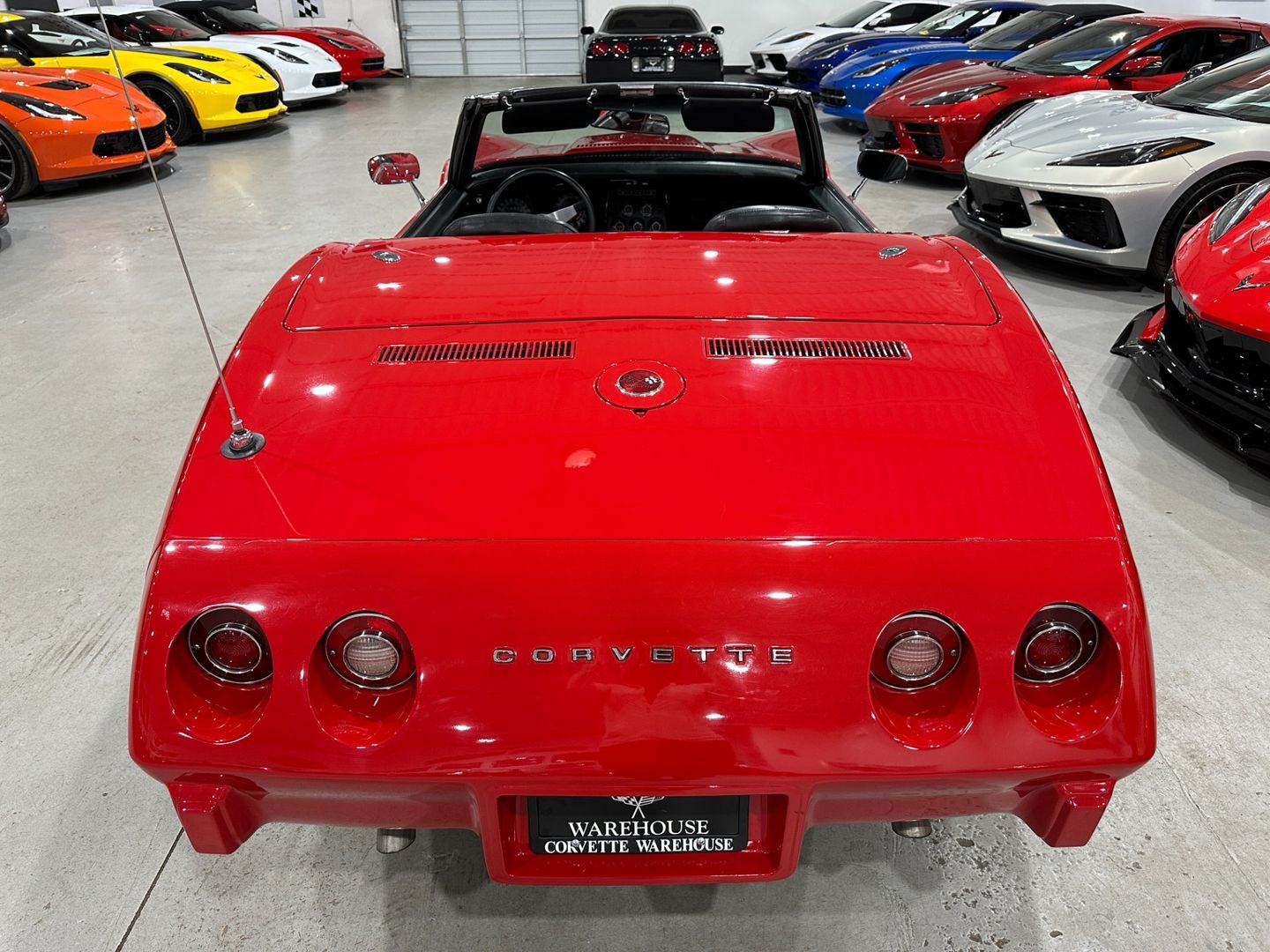 Chevrolet-Corvette-1975-Convertible-6