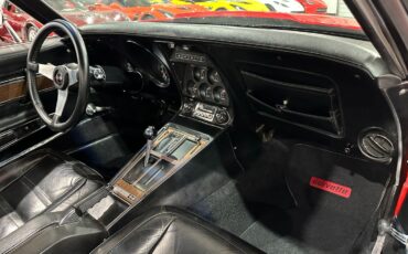 Chevrolet-Corvette-1975-Convertible-9