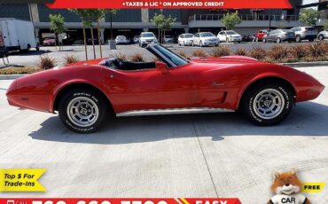 Chevrolet-Corvette-1975-Coupe-2