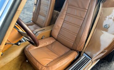 Chevrolet-Corvette-1975-Coupe-33
