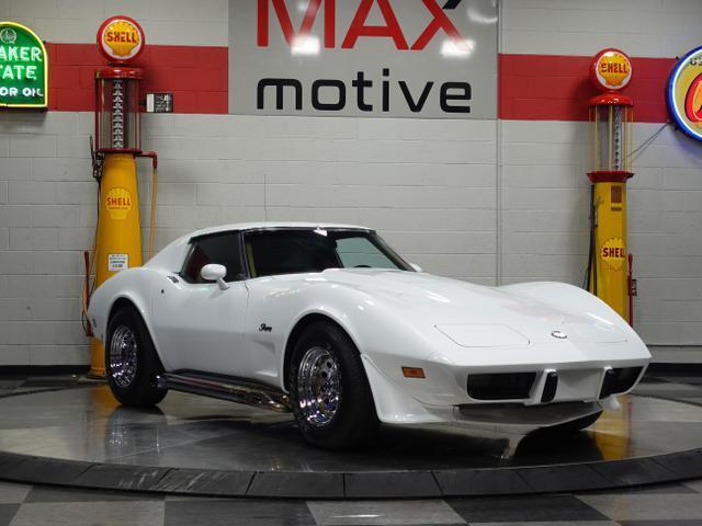 Chevrolet Corvette 1975 --