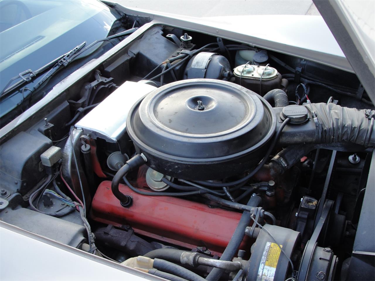 Chevrolet-Corvette-1976-2-tone-beige-beige-4