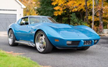 Chevrolet-Corvette-1976-Coupe-11