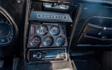 Chevrolet-Corvette-1976-LeMans-Blue-Black-15